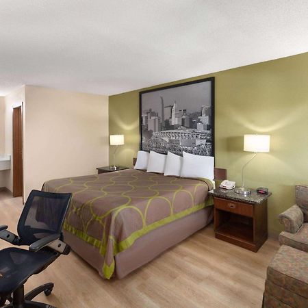 Super 8 By Wyndham Fort Mitchell Cincinnati Area Dış mekan fotoğraf