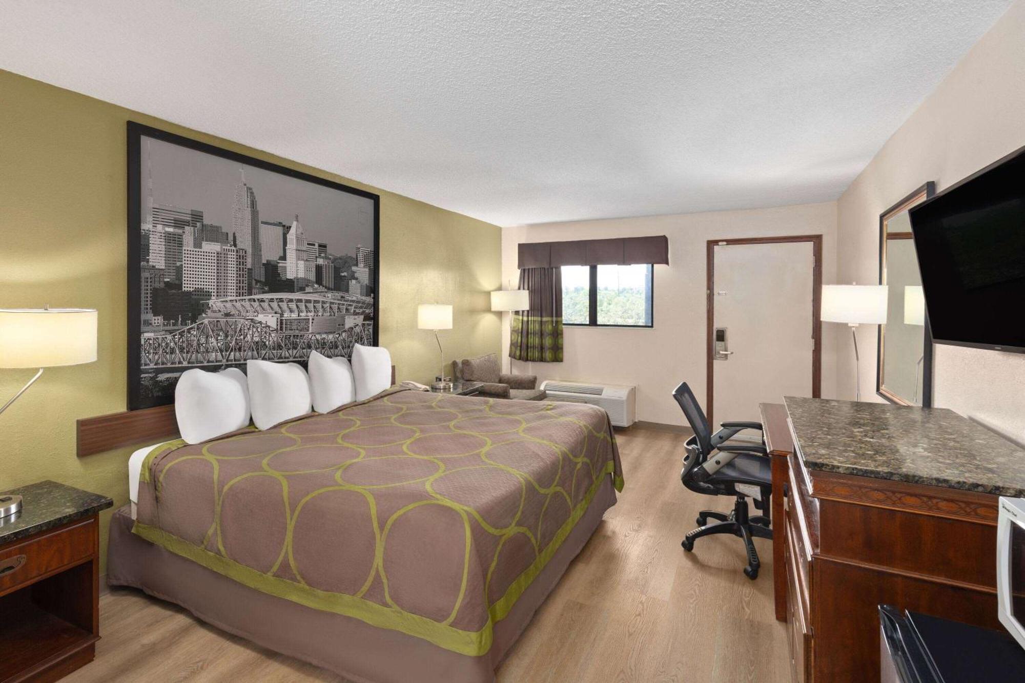 Super 8 By Wyndham Fort Mitchell Cincinnati Area Dış mekan fotoğraf